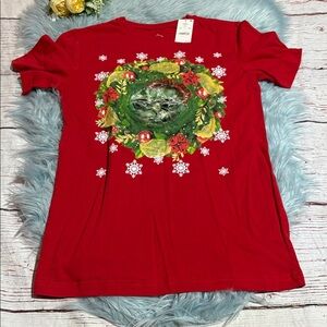 NWT Well Worn Festive Red Christmas T-Shirt with Cat Wreath Design Sz S
